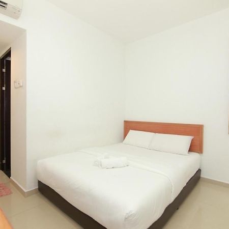 Hotel 193 Johor Bahru Quarto foto